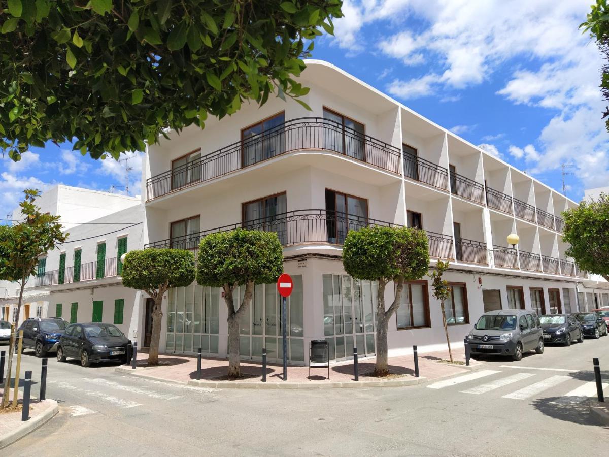 Hostal Residencia Nicolau San Antonio  Exteriér fotografie